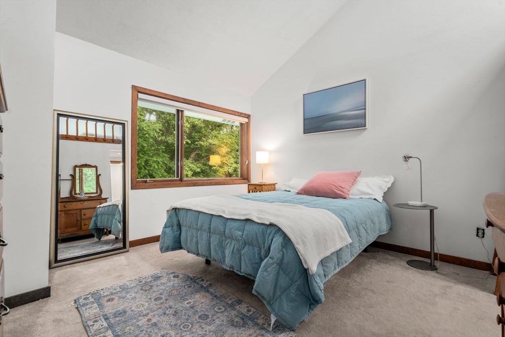 304 Centre Ln # 304