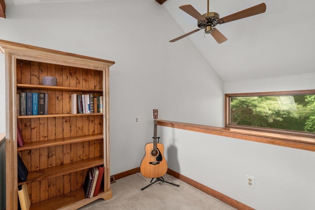 304 Centre Ln # 304