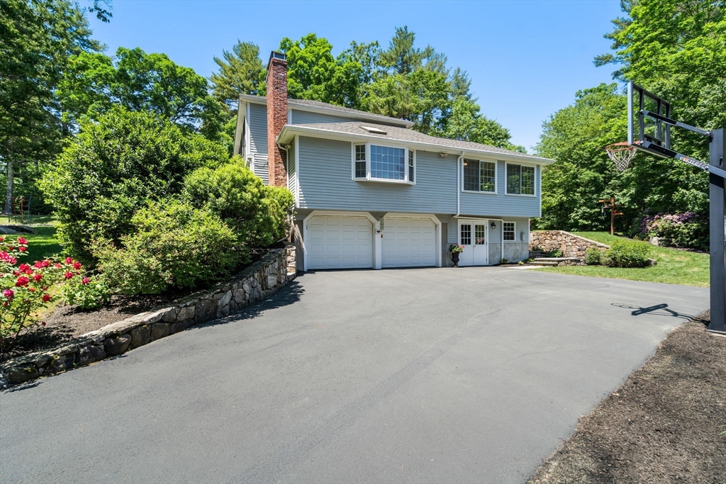 18 Indian Hill Rd