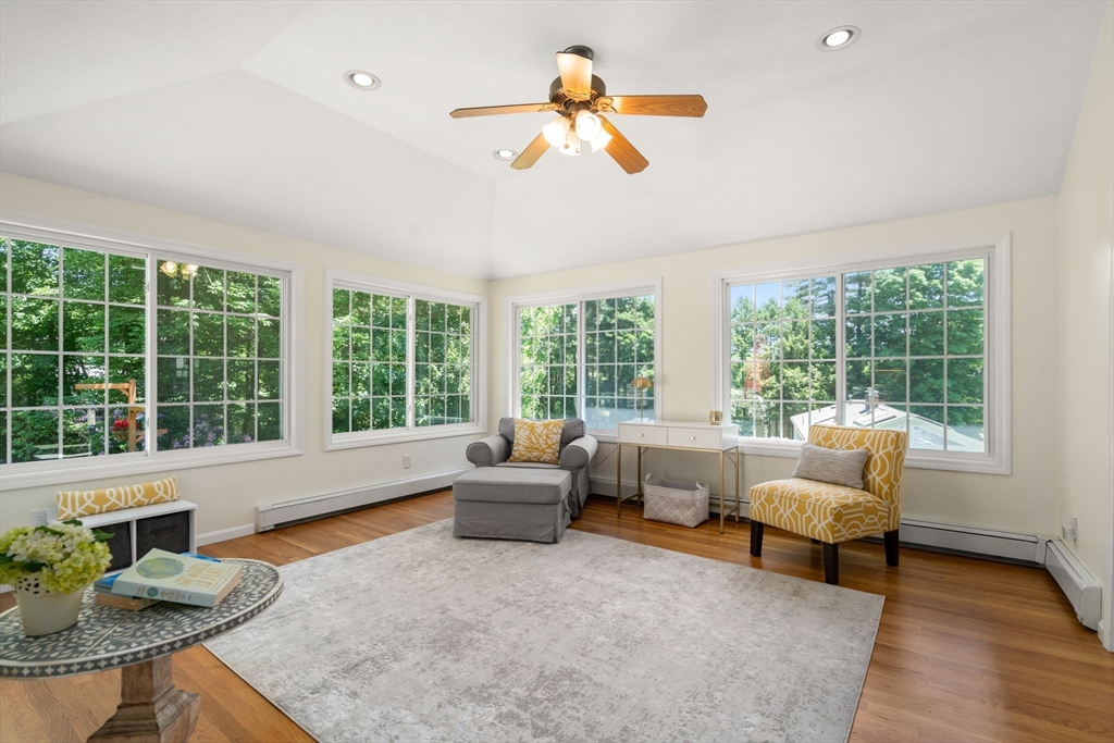 18 Indian Hill Rd