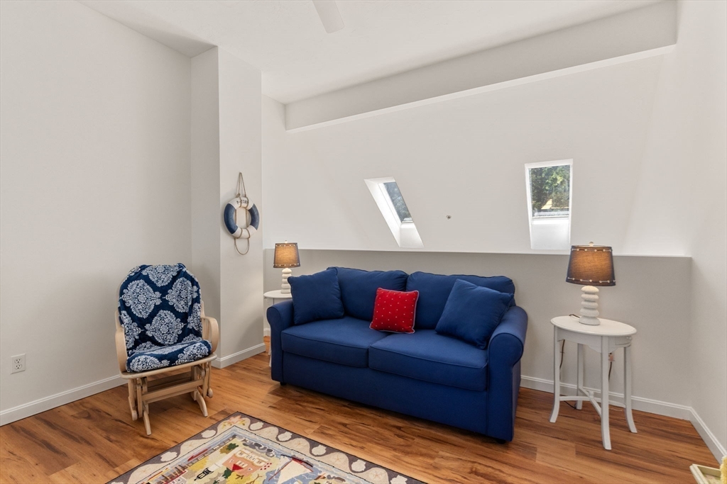 5 Red Cedar Rd # 5