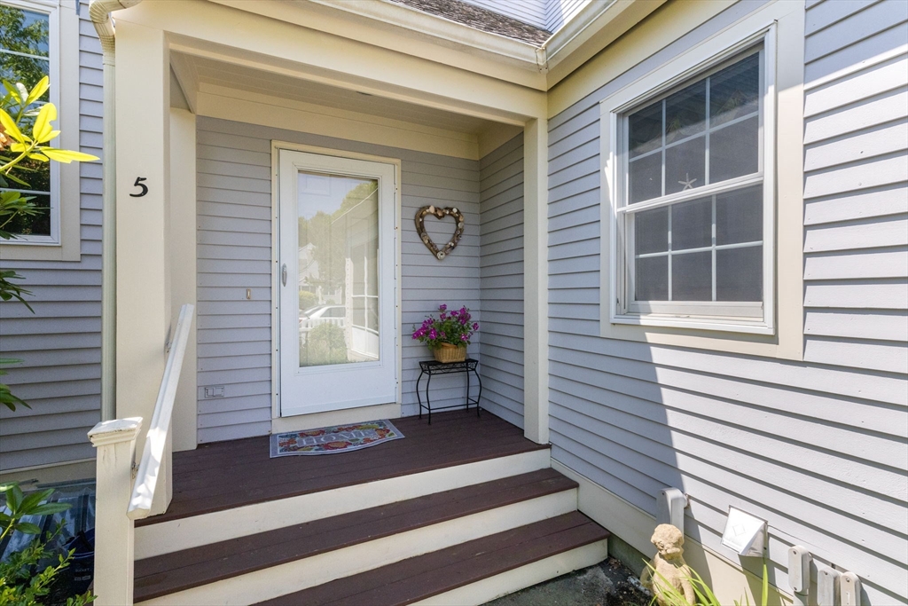 5 Red Cedar Rd # 5