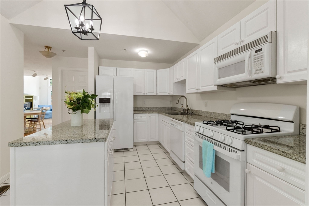 5 Red Cedar Rd # 5