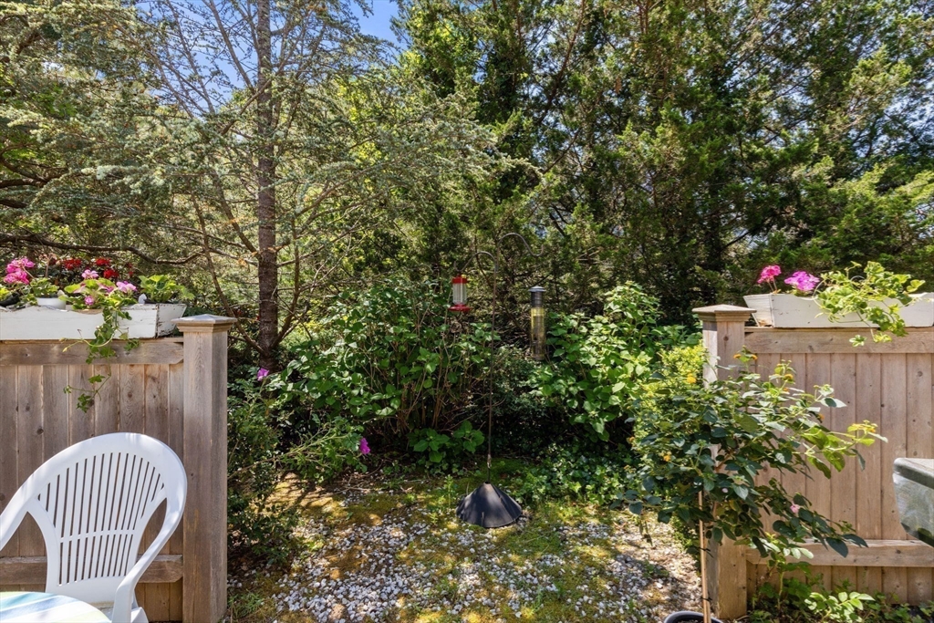 5 Red Cedar Rd # 5