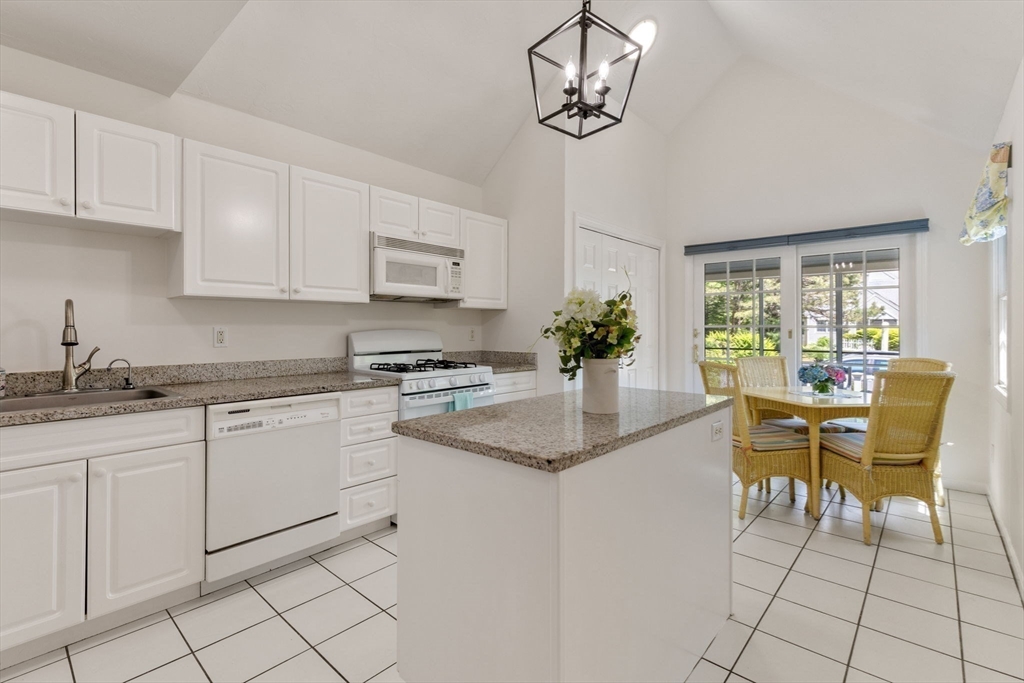 5 Red Cedar Rd # 5