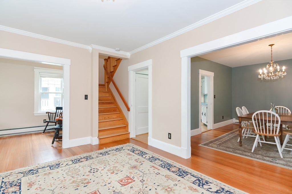 33 Riverside Pl
