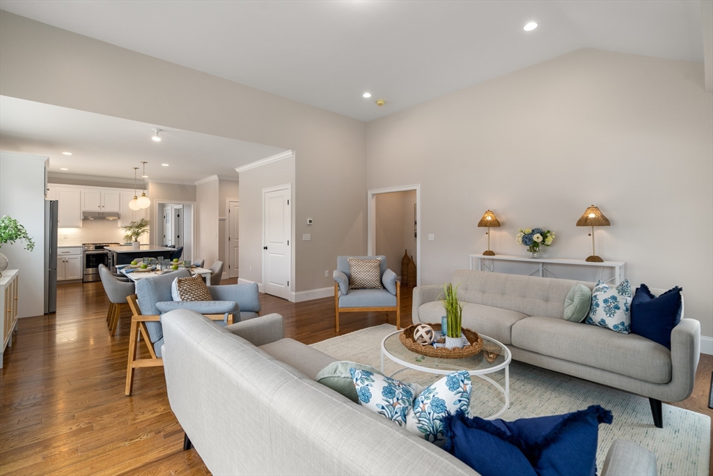 10 Damon Road # 20