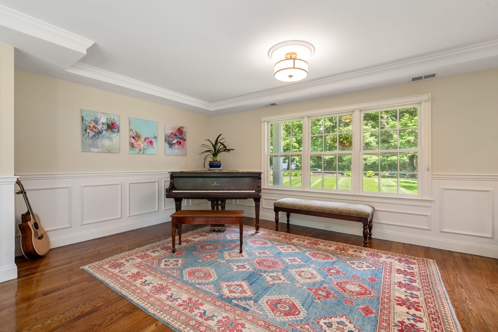 143 Country Lane