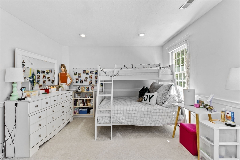 14 Creek Dr