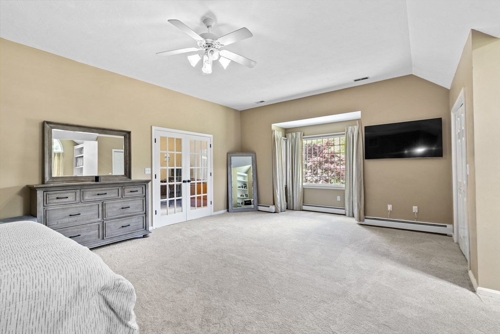 14 Creek Dr