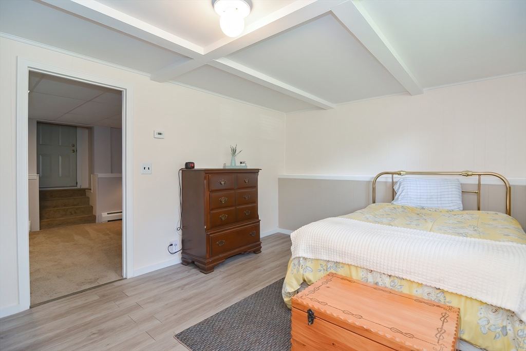 4 Reinhard Dr