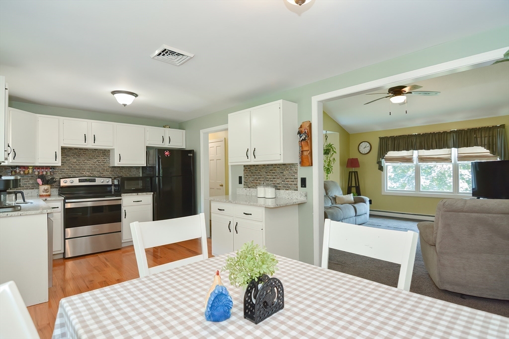 4 Reinhard Dr