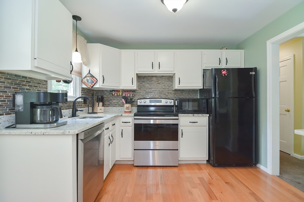 4 Reinhard Dr