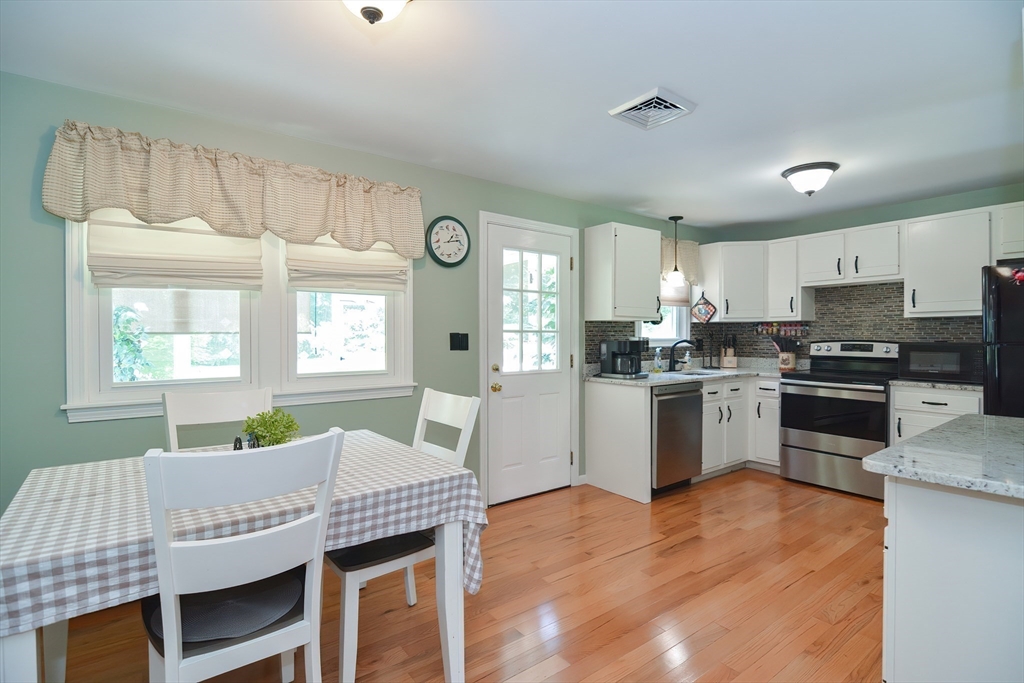 4 Reinhard Dr