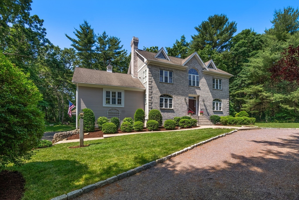 23 Trailside Rd
