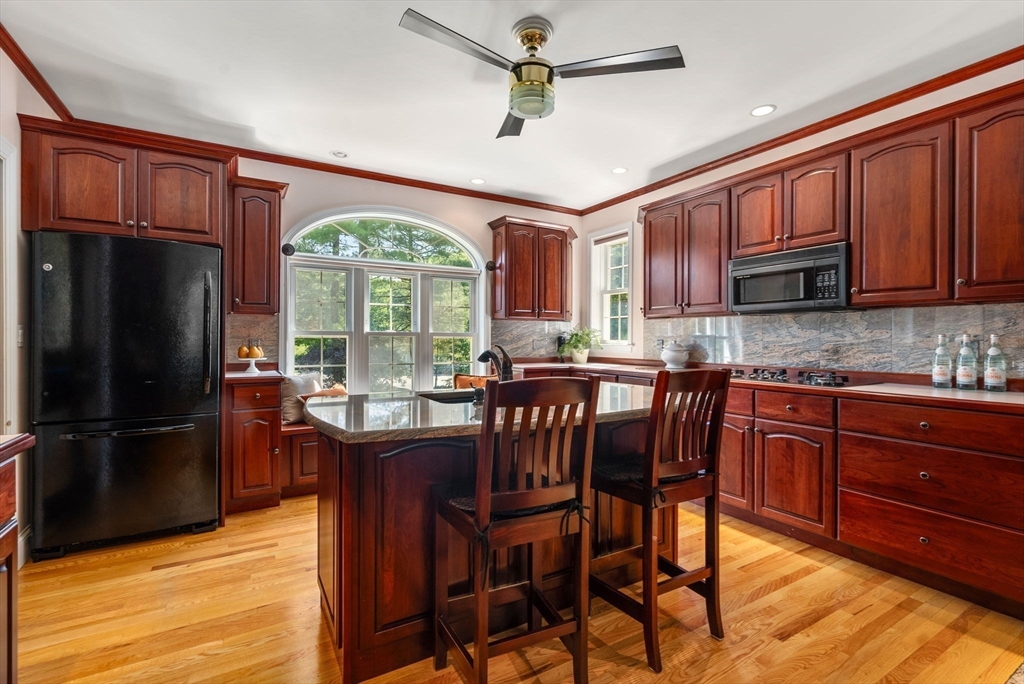 23 Trailside Rd