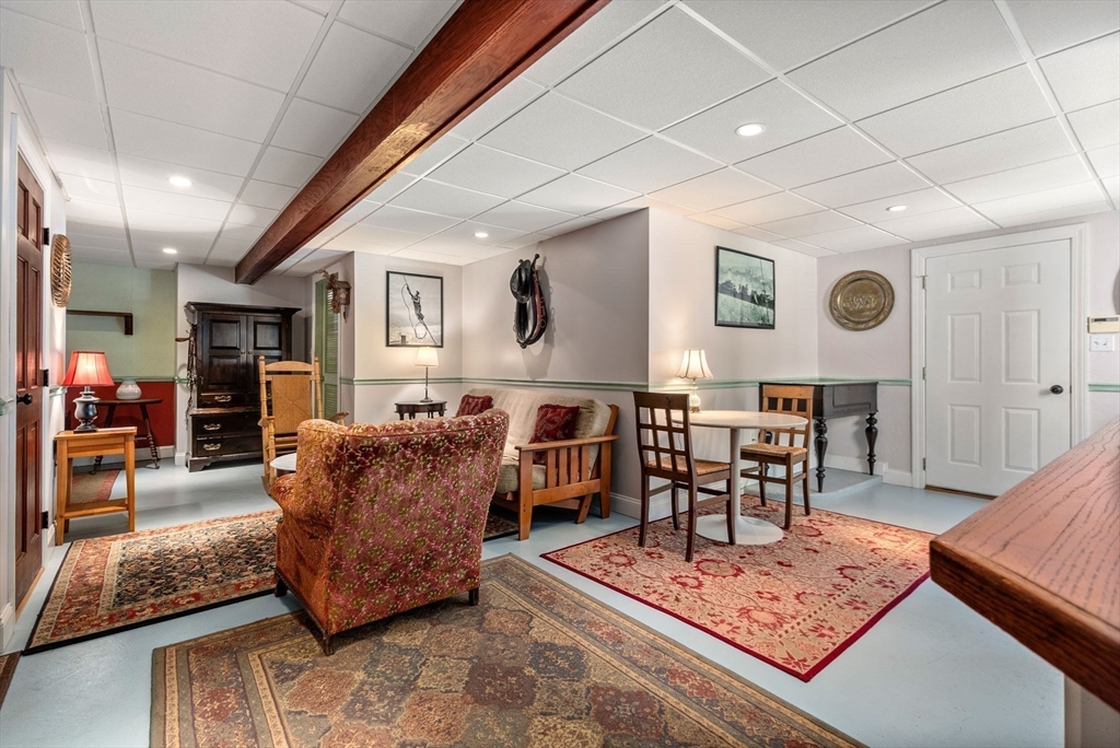 23 Trailside Rd