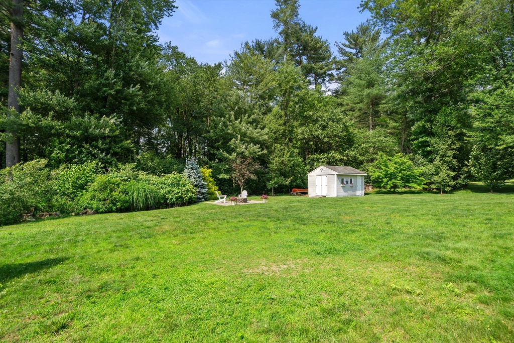 125 Fensview Dr
