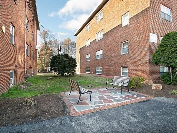 211 Baker # 32