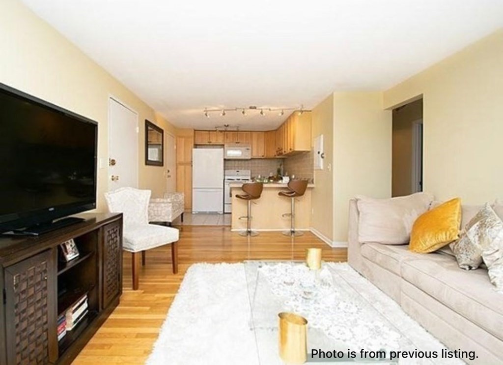 211 Baker # 32