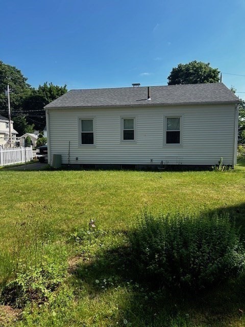 40 Willis Ave