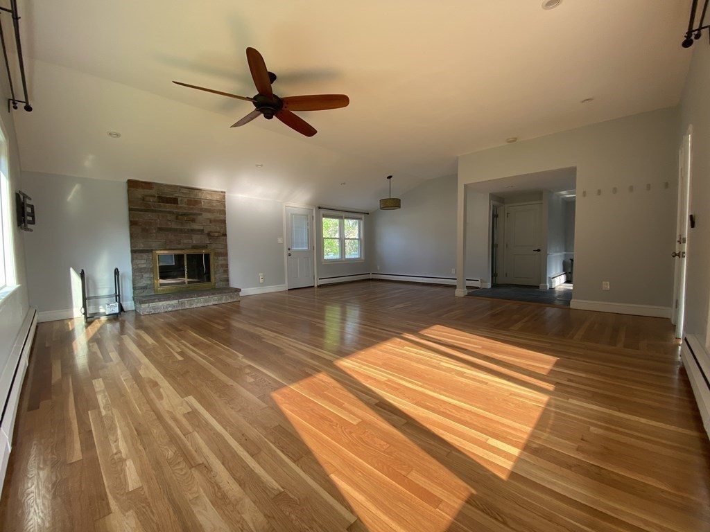 30 Woodbriar Rd