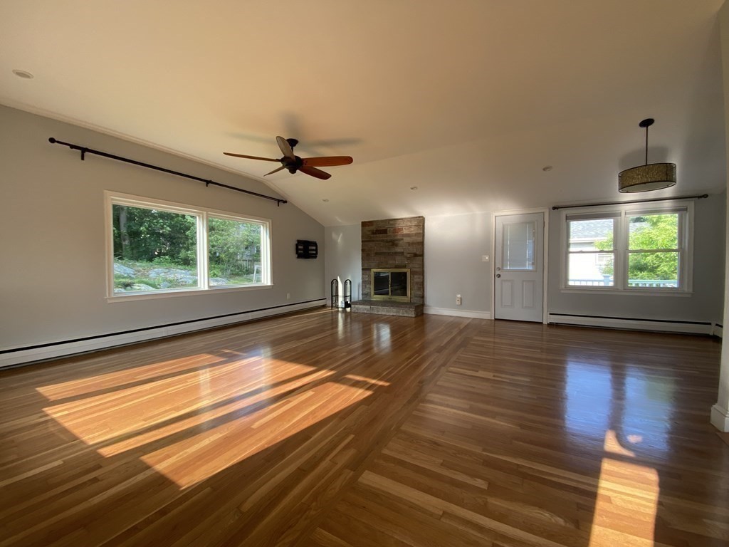 30 Woodbriar Rd