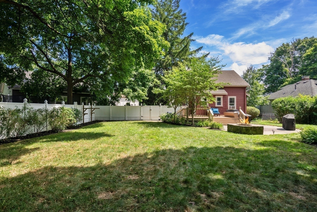 25 Avalon St