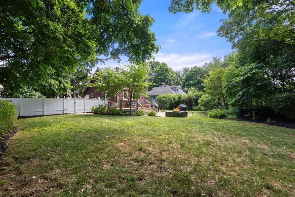 25 Avalon St