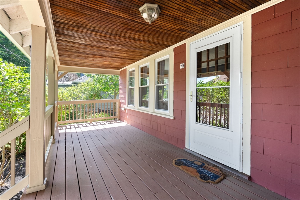 25 Avalon St
