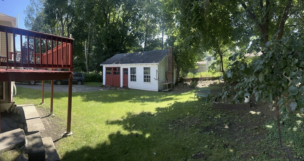 22 Kinsley St