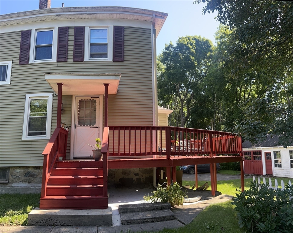 22 Kinsley St