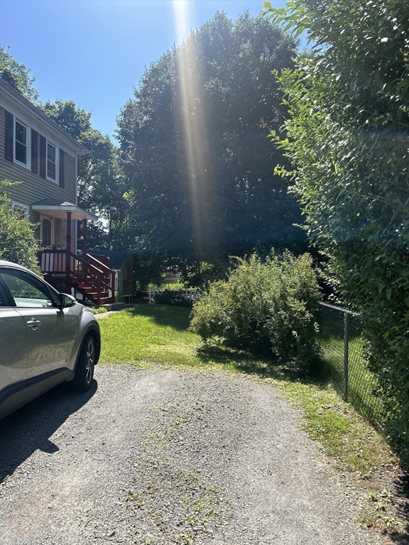 22 Kinsley St