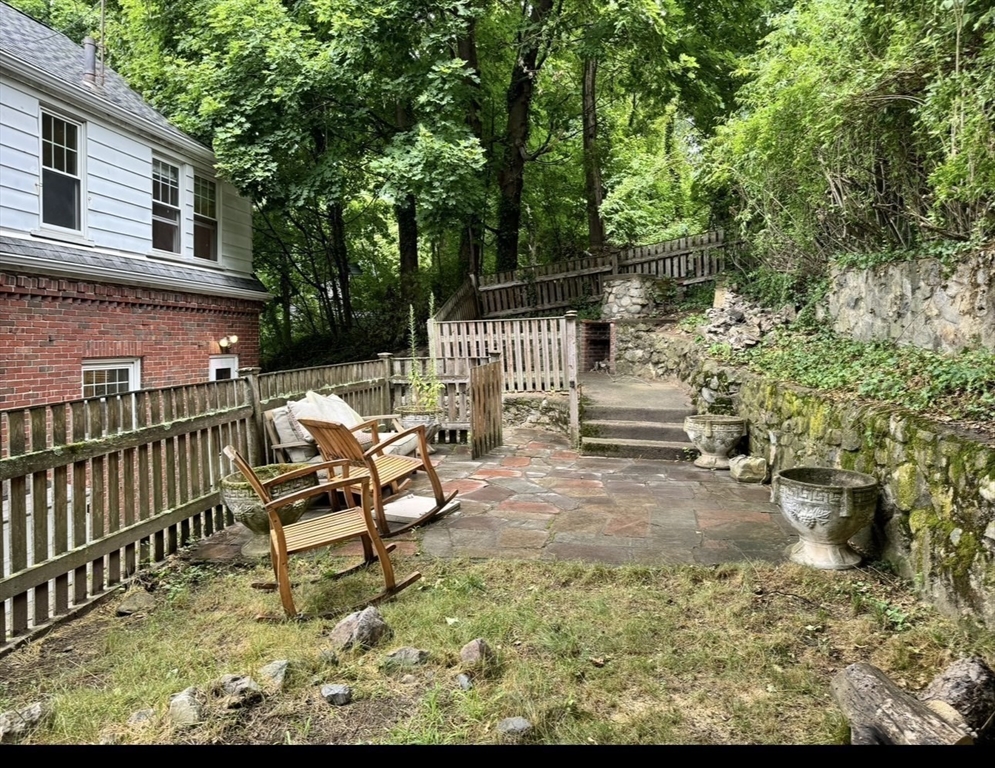 723 Fellsway West