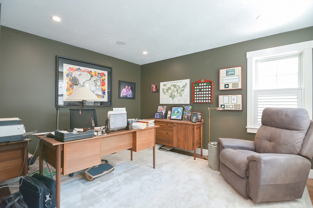 64 Abbey Rd # 64