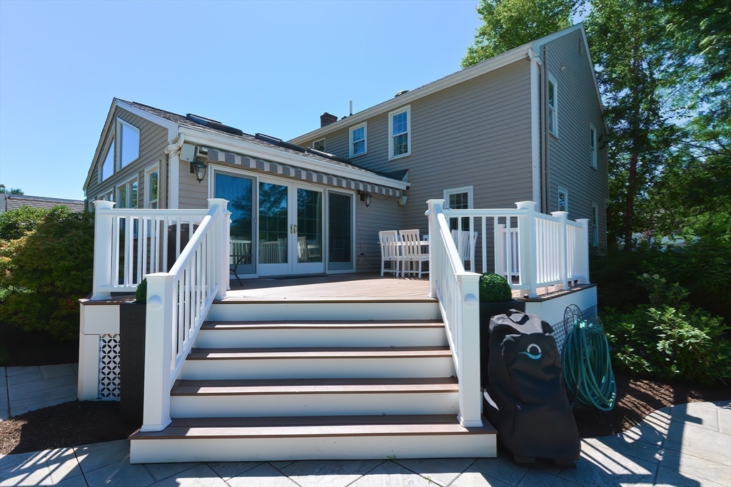 7 Brastow Drive