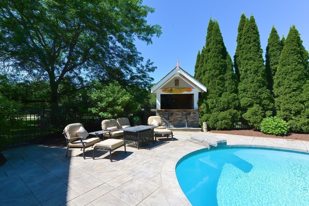7 Brastow Drive