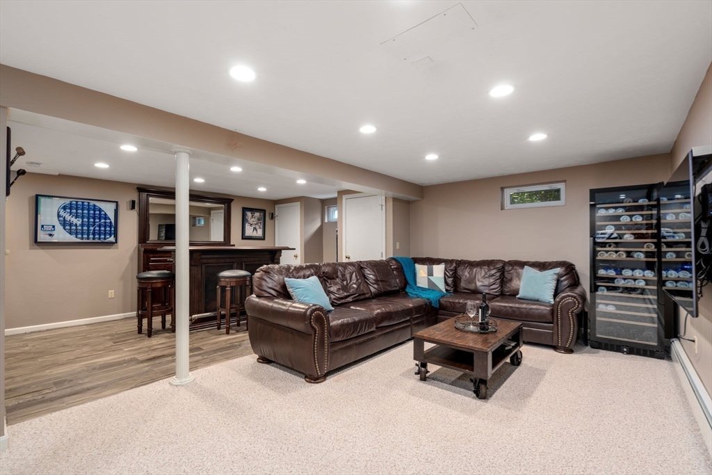 7 Brastow Drive