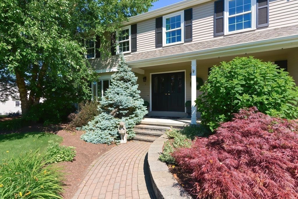 7 Brastow Drive