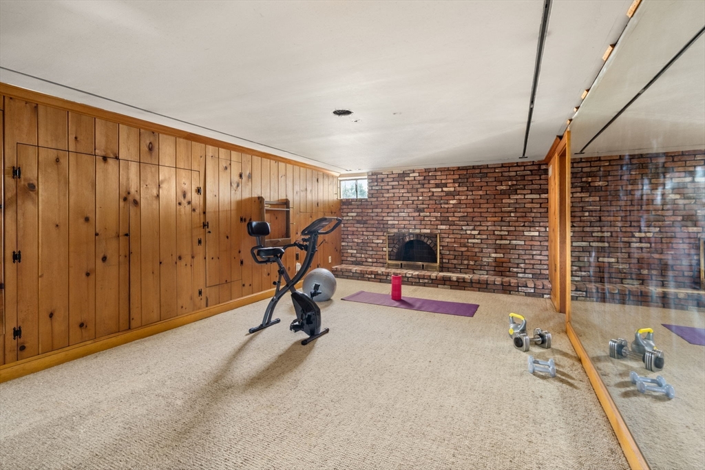 78 Strasser Ave