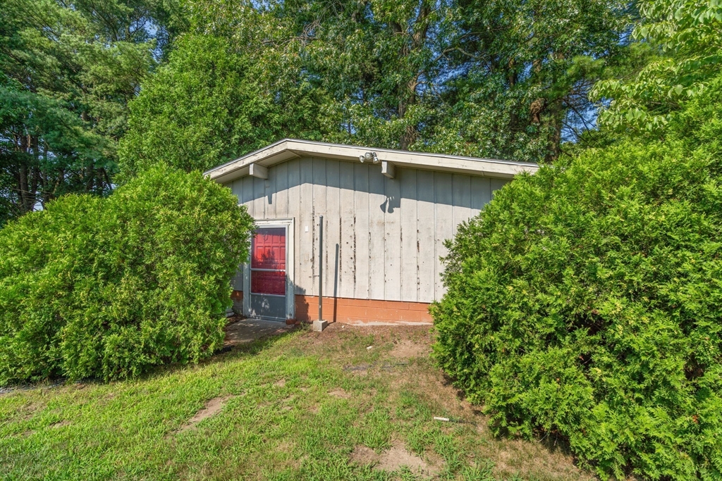 78 Strasser Ave