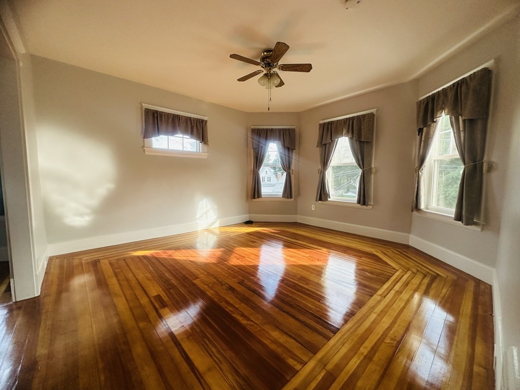 14-16 Harding Rd # 2