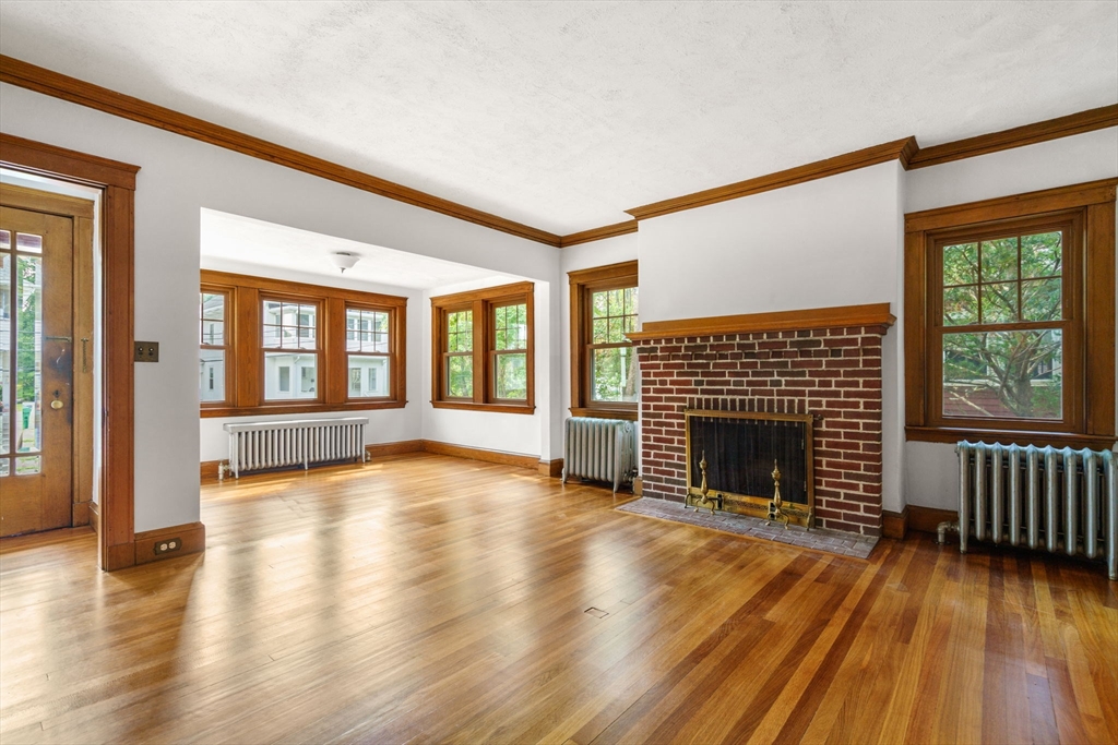 11 Harrington St
