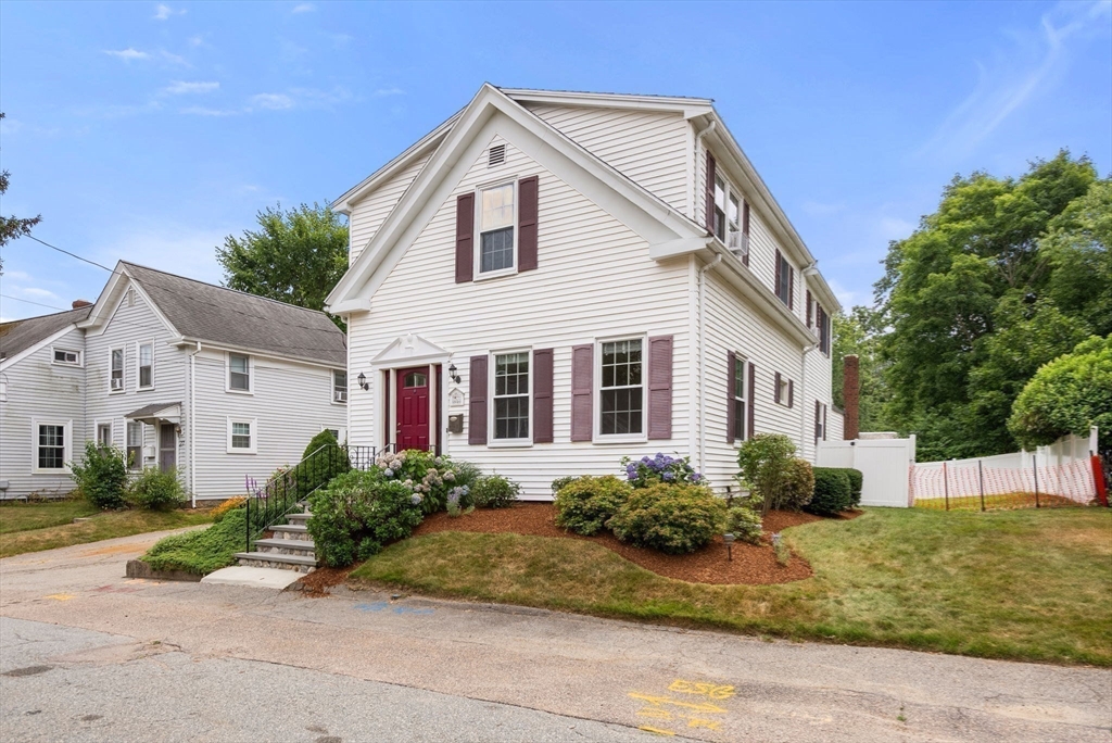 25 Gilmore St
