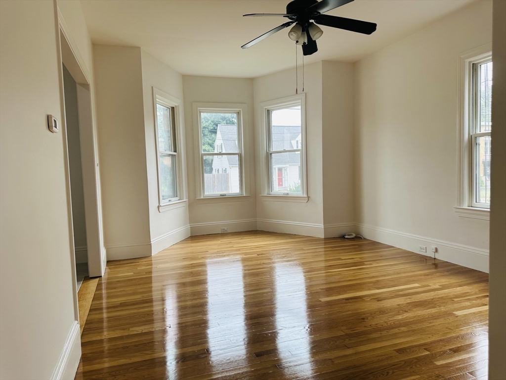 56-58 Bacon St
