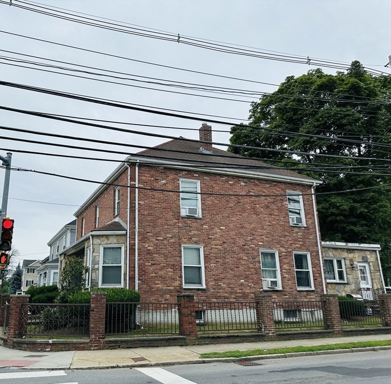 56-58 Bacon St