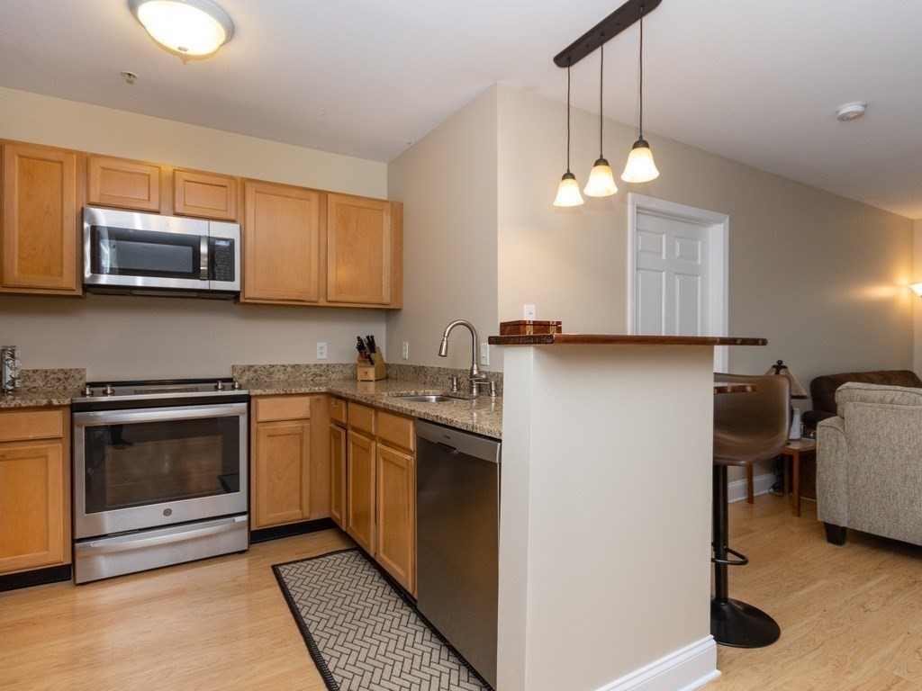 140 Railroad Ave # B106