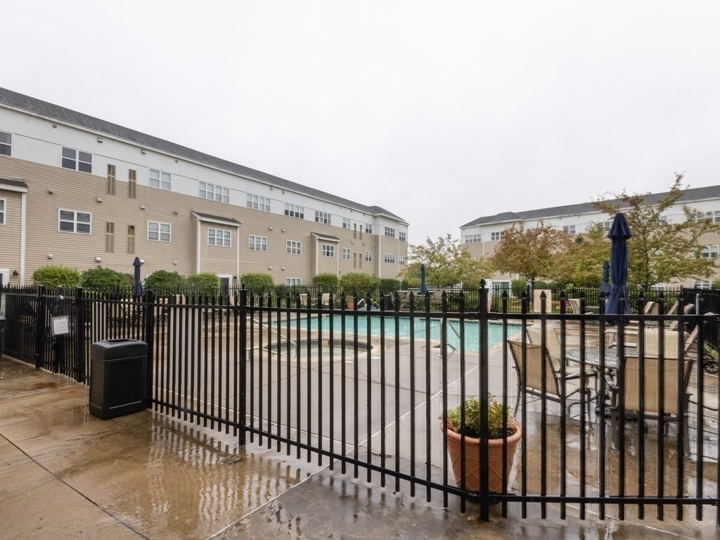 140 Railroad Ave # B106