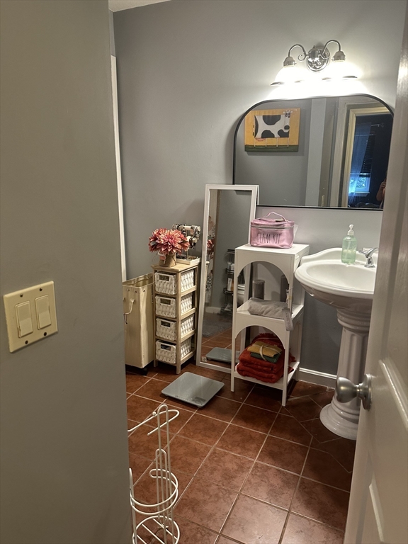 24 Magnolia Street # 2E Unit: 14-2E