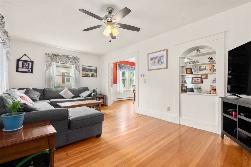 50 Waldron Rd